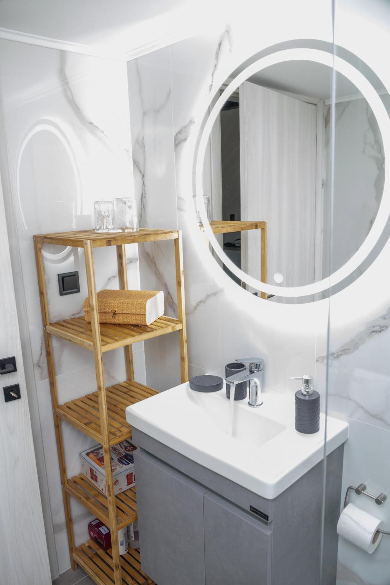 Ammira Mare Apartment อาเยีย เปลาเยีย ภายนอก รูปภาพ