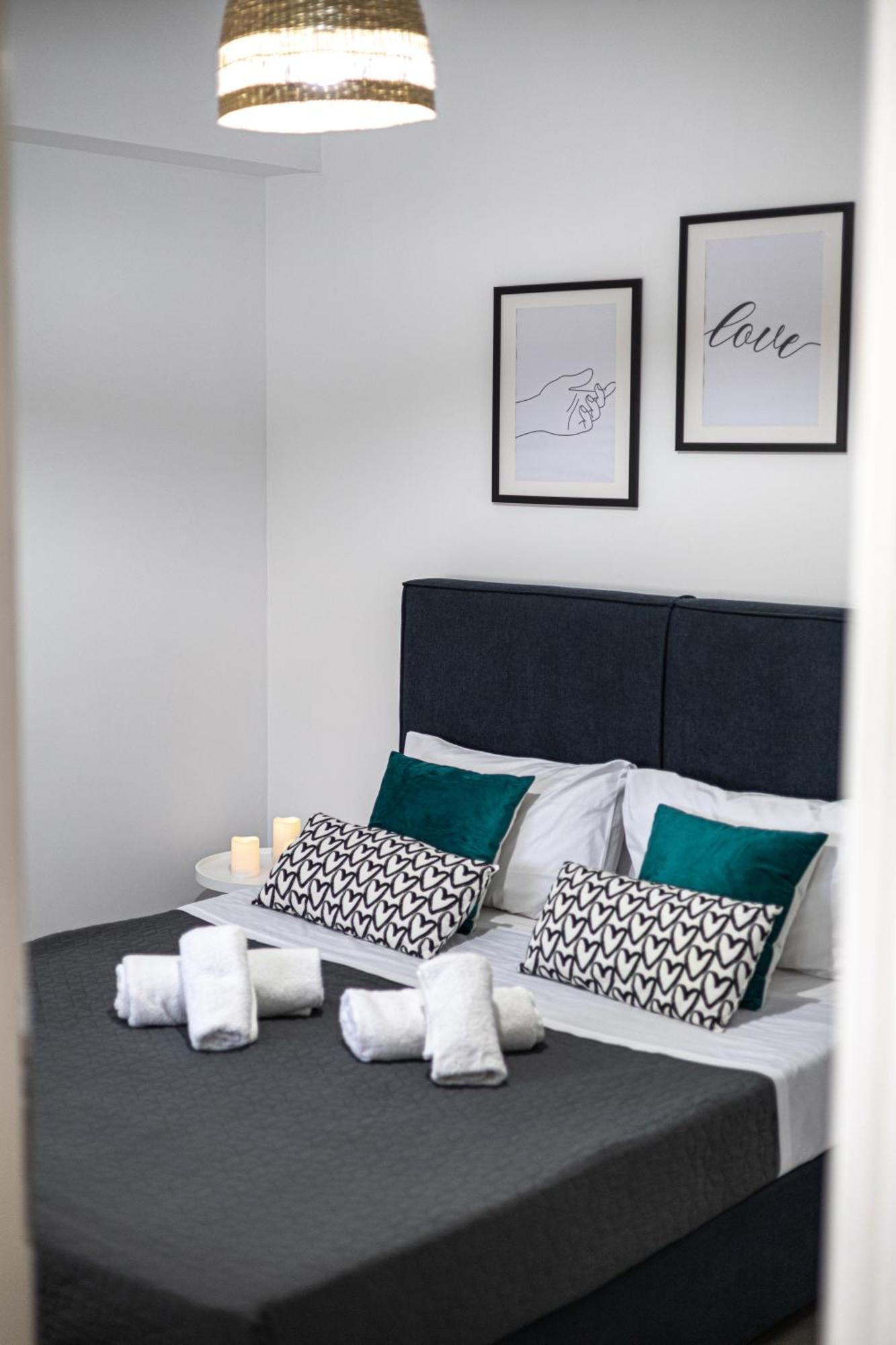 Ammira Mare Apartment อาเยีย เปลาเยีย ภายนอก รูปภาพ