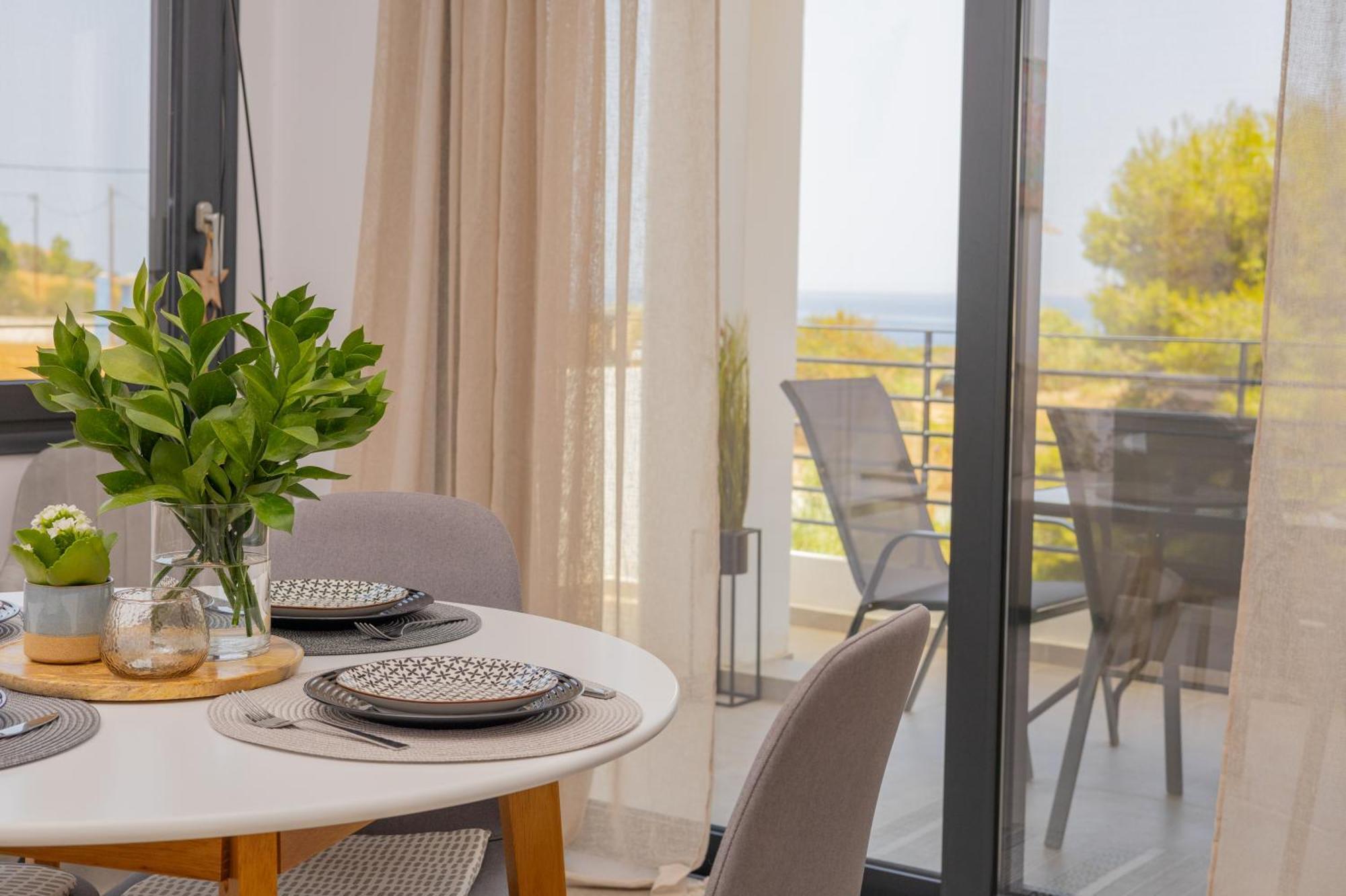 Ammira Mare Apartment อาเยีย เปลาเยีย ภายนอก รูปภาพ